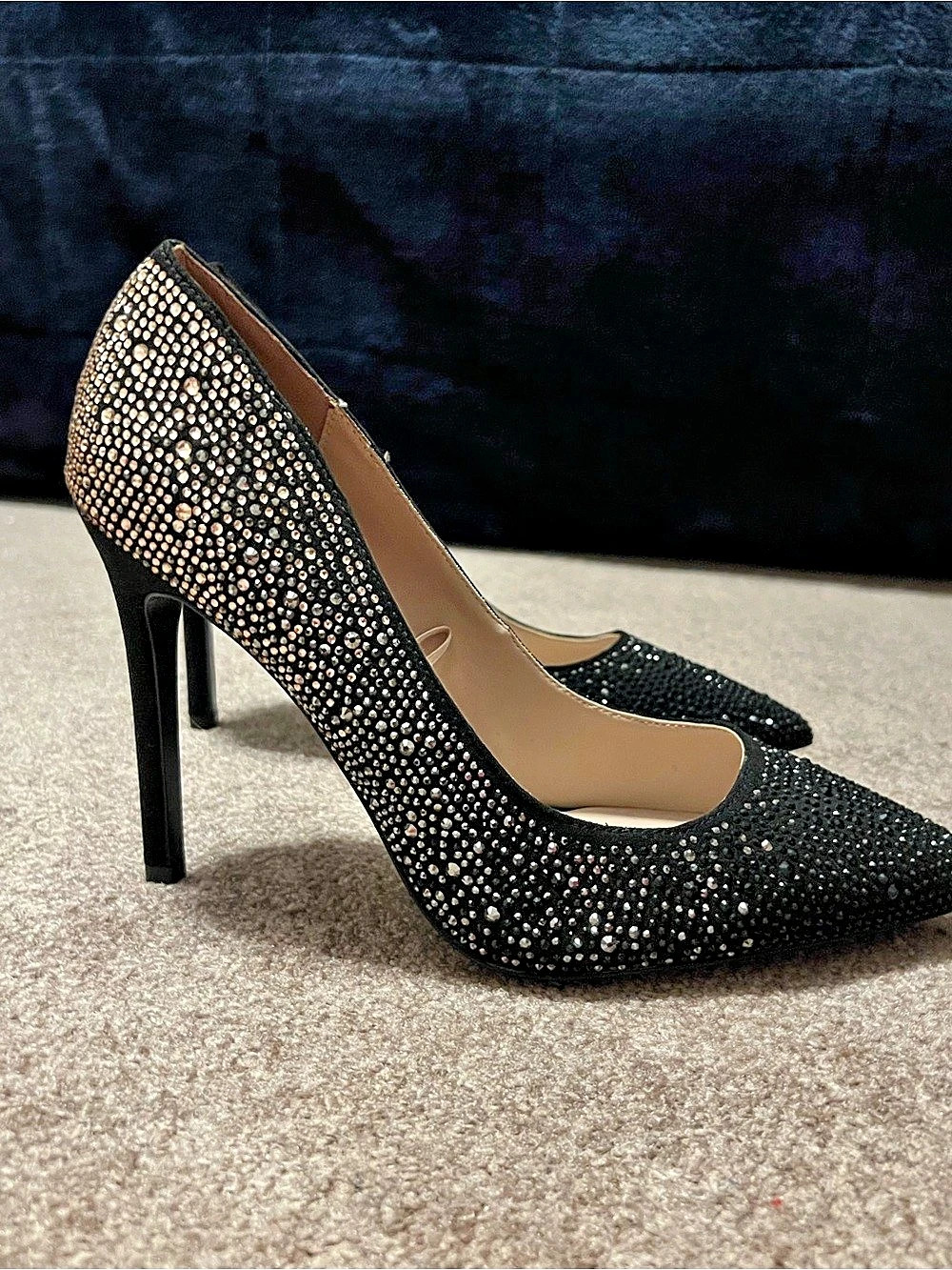 ALDO Rhinestone Pointed-Toe Heels in Black US 8.5 Like New